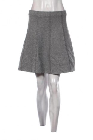 Пола Zara, Размер M, Цвят Сив, Цена 4,09 €