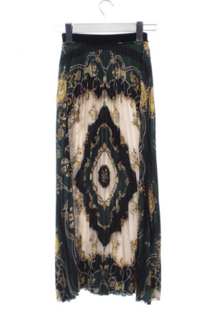 Пола Zara, Размер XS, Цвят Многоцветен, Цена 11,75 €