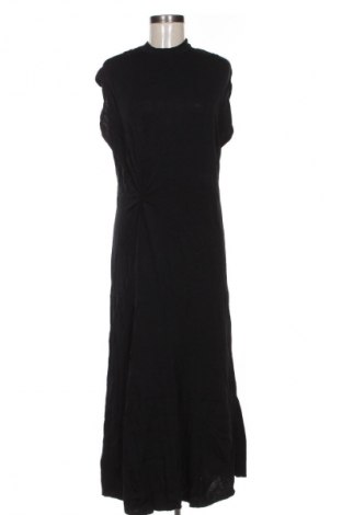 Рокля AERON, Размер M, Цвят Черен, Цена 196,84 €