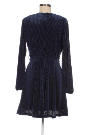 Рокля Amisu, Размер M, Цвят Син, Цена 20,45 €