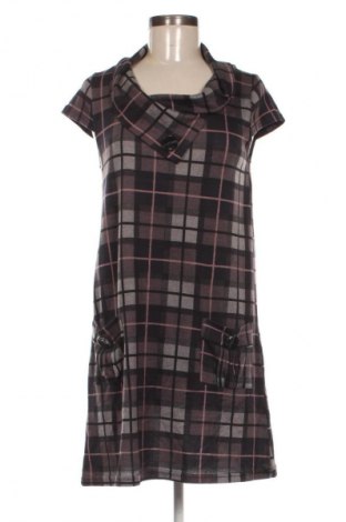 Kleid Apricot, Größe M, Farbe Mehrfarbig, Preis 8,99 €