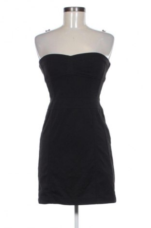 Φόρεμα Bershka, Μέγεθος M, Χρώμα Μαύρο, Τιμή 19,95 €