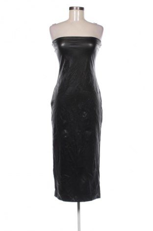 Φόρεμα Bershka, Μέγεθος M, Χρώμα Μαύρο, Τιμή 21,99 €