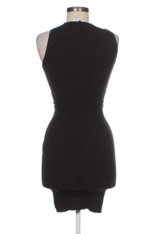Sukienka Bershka, Rozmiar M, Kolor Czarny, Cena 32,99 zł
