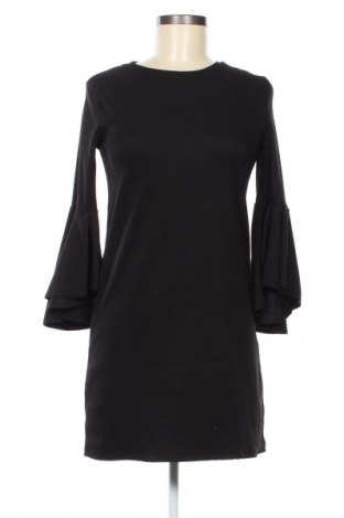 Šaty  Bershka, Velikost S, Barva Černá, Cena  199,00 Kč