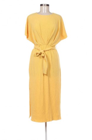 Šaty  Bershka, Velikost S, Barva Žlutá, Cena  519,00 Kč
