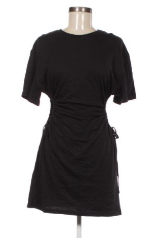 Рокля Bershka, Размер S, Цвят Черен, Цена 3,57 €