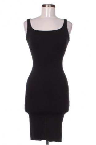 Φόρεμα Bershka, Μέγεθος XS, Χρώμα Μαύρο, Τιμή 19,99 €