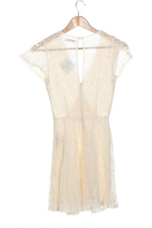 Šaty  Bershka, Velikost S, Barva Krémová, Cena  566,00 Kč