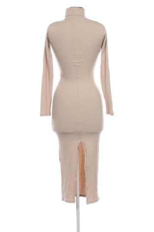 Φόρεμα Bershka, Μέγεθος XS, Χρώμα  Μπέζ, Τιμή 9,99 €