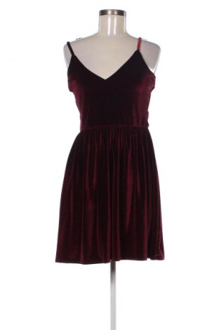 Φόρεμα Boohoo, Μέγεθος M, Χρώμα Κόκκινο, Τιμή 16,99 €