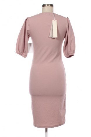 Рокля Bubbleroom, Размер M, Цвят Пепел от рози, Цена 8,18 €