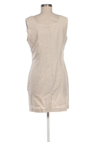 Рокля C.c.d.k, Размер M, Цвят Бежов, Цена 8,69 €