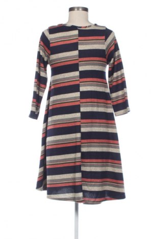 Šaty  C'est Beau La Vie, Velikost M, Barva Vícebarevné, Cena  579,00 Kč