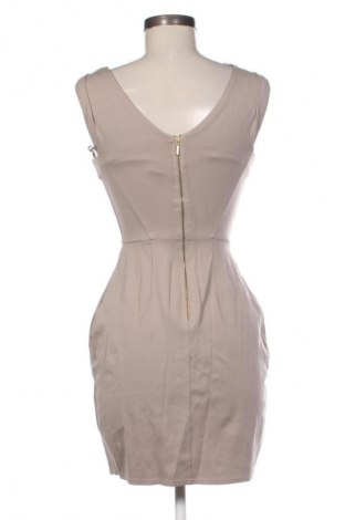 Рокля Closet London, Размер M, Цвят Бежов, Цена 32,72 €