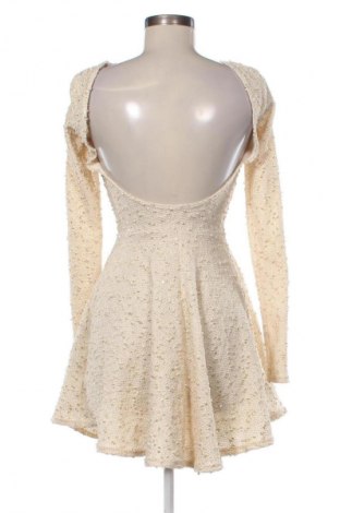 Šaty  Club L, Velikost S, Barva Béžová, Cena  389,00 Kč