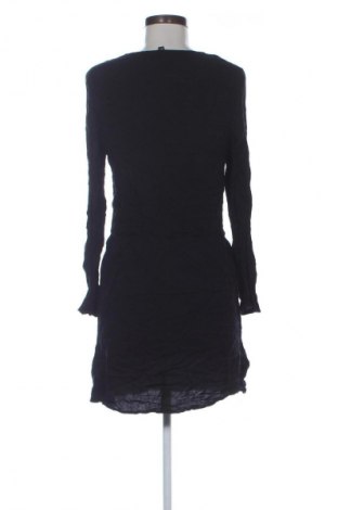 Рокля Colloseum, Размер L, Цвят Черен, Цена 5,11 €