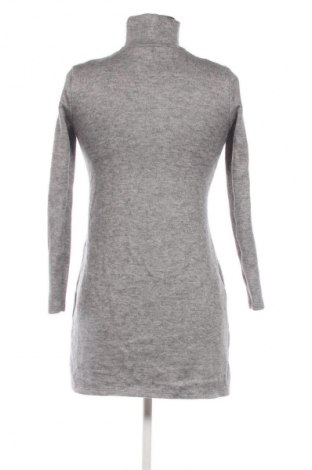 Šaty  Cropp, Velikost XS, Barva Šedá, Cena  696,00 Kč