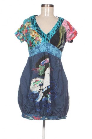 Рокля Desigual, Размер M, Цвят Многоцветен, Цена 31,18 €