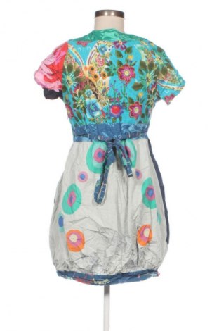 Рокля Desigual, Размер M, Цвят Многоцветен, Цена 31,18 €