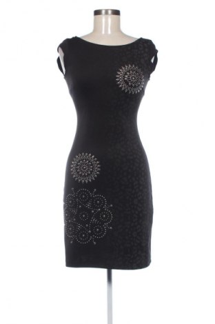 Šaty  Desigual, Velikost S, Barva Vícebarevné, Cena  1 199,00 Kč