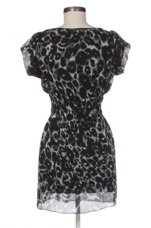 Šaty  F&F, Velikost M, Barva Vícebarevné, Cena  409,00 Kč