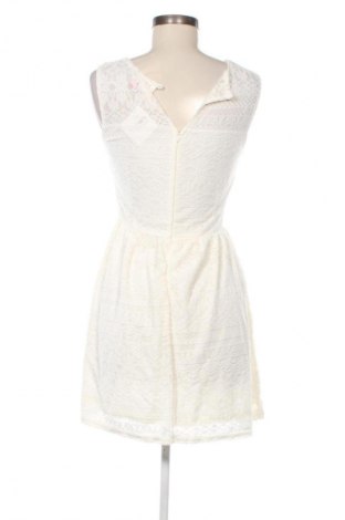 Sukienka Fb Sister, Rozmiar XS, Kolor Biały, Cena 25,99 zł