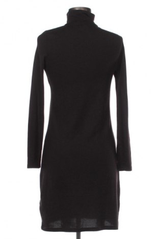 Sukienka Fisherfield, Rozmiar XS, Kolor Czarny, Cena 96,99 zł