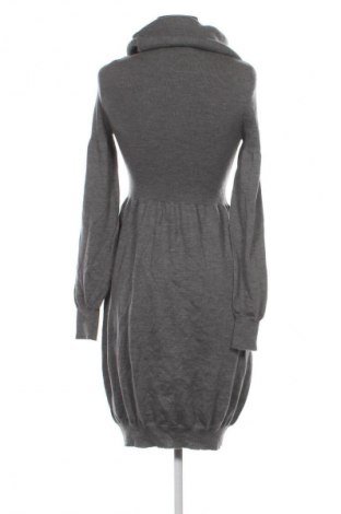 Рокля Gattinoni, Размер L, Цвят Сив, Цена 23,00 €
