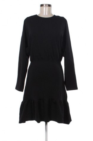 Рокля Gina Tricot, Размер M, Цвят Черен, Цена 2,55 €