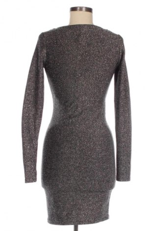 Šaty  Gina Tricot, Velikost S, Barva Stříbrná, Cena  359,00 Kč