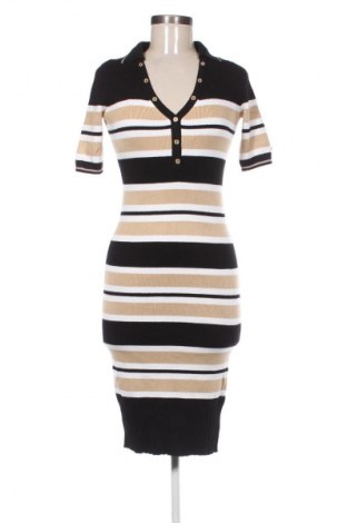 Рокля Guess, Размер S, Цвят Многоцветен, Цена 33,23 €