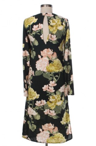 Рокля H&M, Размер XS, Цвят Многоцветен, Цена 8,18 €