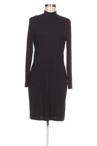 Рокля H&M, Размер M, Цвят Многоцветен, Цена 4,09 €