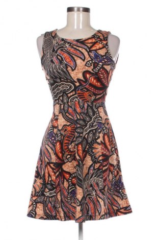 Šaty  H&M, Velikost XS, Barva Vícebarevné, Cena  569,00 Kč