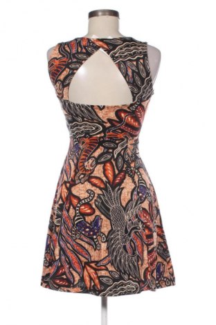 Šaty  H&M, Velikost XS, Barva Vícebarevné, Cena  569,00 Kč