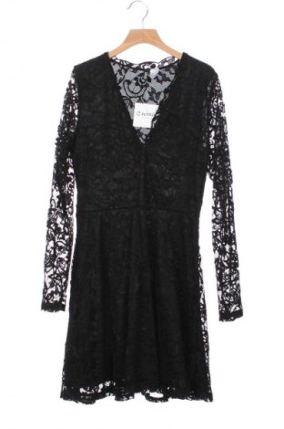 Šaty  H&M Divided, Velikost S, Barva Černá, Cena  179,00 Kč