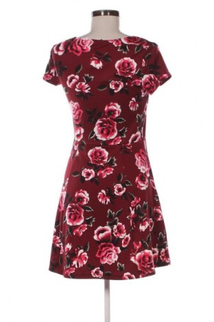 Рокля H&M Divided, Размер M, Цвят Многоцветен, Цена 3,57 €