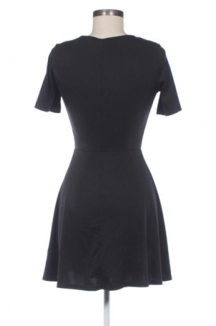 Šaty  H&M Divided, Velikost S, Barva Černá, Cena  569,00 Kč