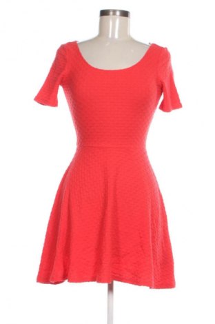 Šaty  H&M Divided, Velikost S, Barva Červená, Cena  219,00 Kč