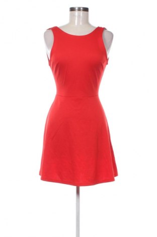 Šaty  H&M Divided, Velikost M, Barva Červená, Cena  239,00 Kč