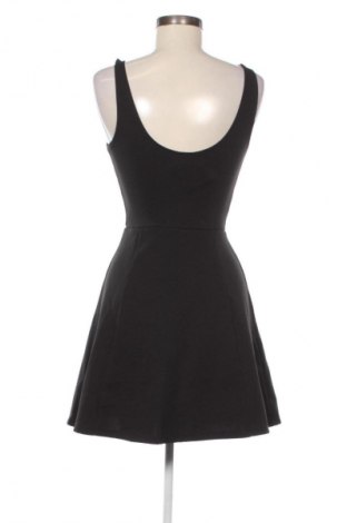 Šaty  H&M Divided, Velikost S, Barva Černá, Cena  567,00 Kč