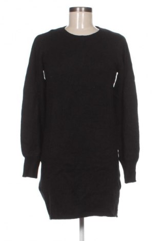 Šaty  Jdy, Velikost S, Barva Černá, Cena  759,00 Kč