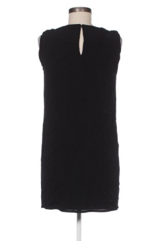 Šaty  Mango, Velikost XS, Barva Černá, Cena  249,00 Kč
