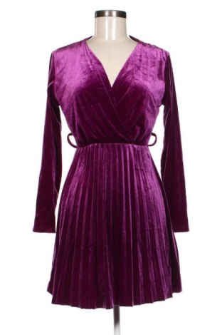 Рокля NEW COLLECTION, Размер M, Цвят Лилав, Цена 8,18 €