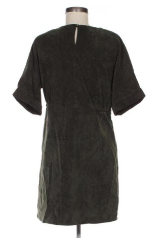 Рокля NEW COLLECTION, Размер M, Цвят Зелен, Цена 7,66 €