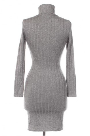 Φόρεμα NEW COLLECTION, Μέγεθος XS, Χρώμα Ασημί, Τιμή 12,99 €