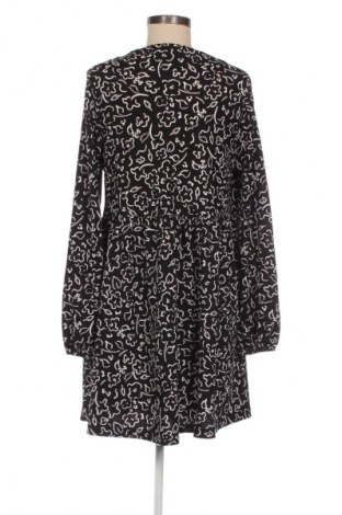 Рокля New Look, Размер M, Цвят Многоцветен, Цена 7,55 €