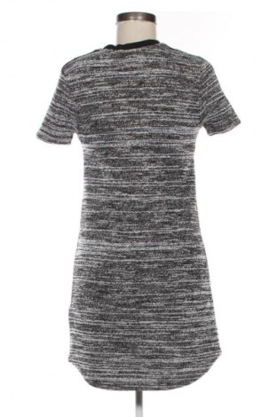 Šaty  New Look, Velikost S, Barva Vícebarevné, Cena  169,00 Kč