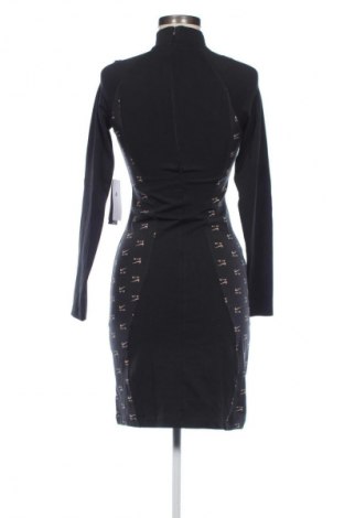 Šaty  Nike, Velikost XS, Barva Černá, Cena  1 529,00 Kč